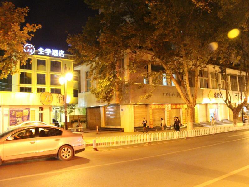 All Season Kunming Zhengyifang Pedestrian Street Hotel Exteriör bild